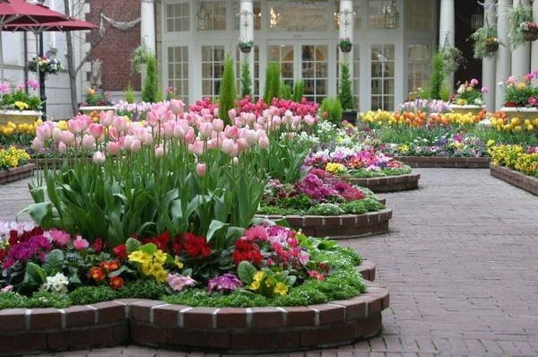 DIY Lawn Edging Ideas