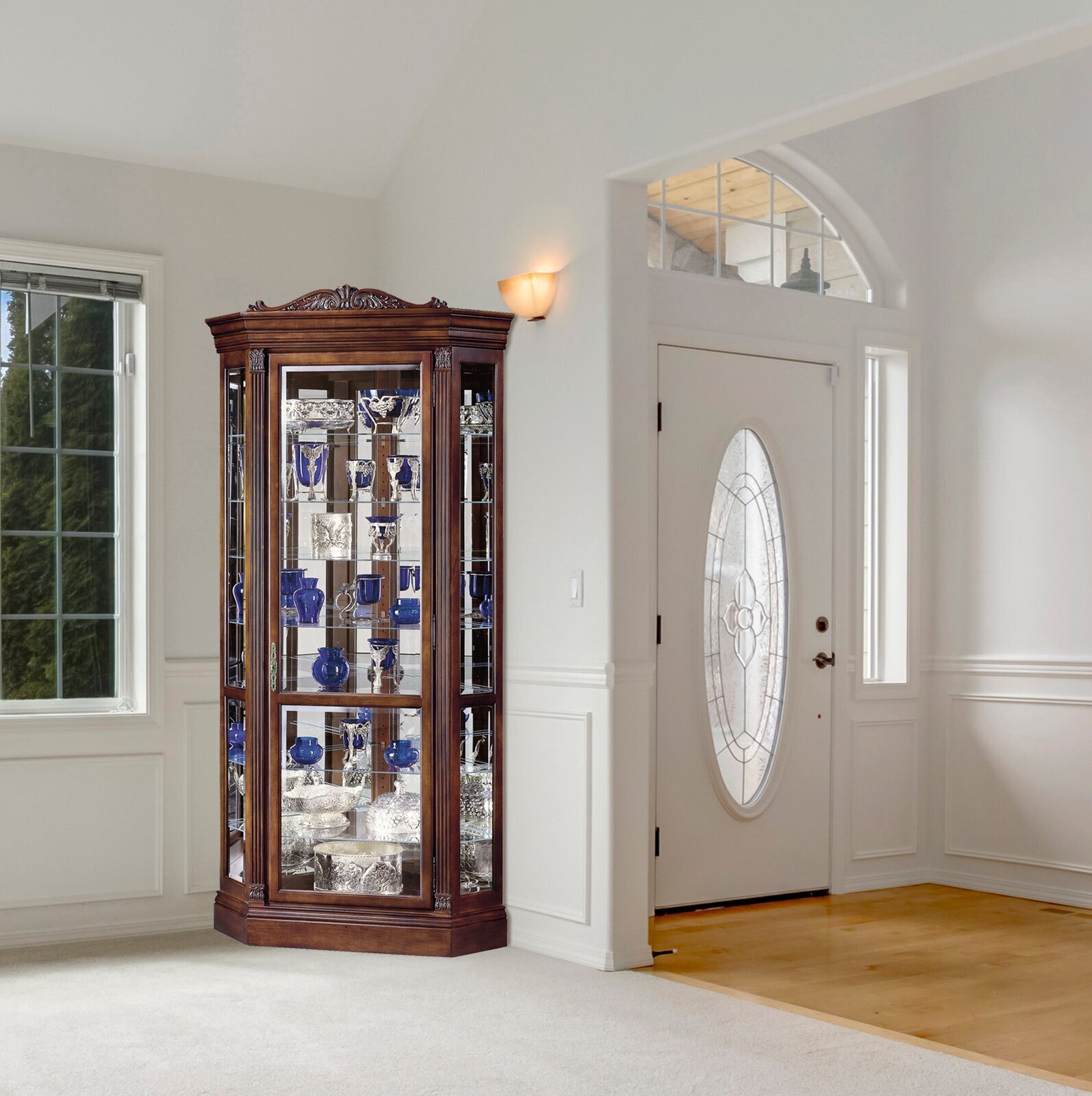 Elegant Classic Style Lighted Corner Curio