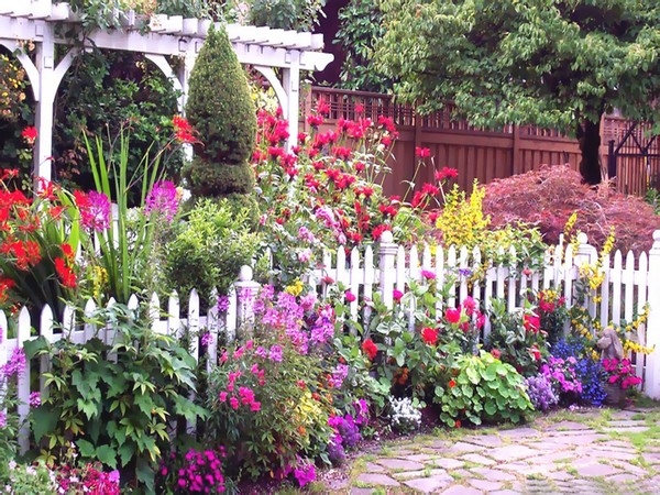 English Cottage Gardens