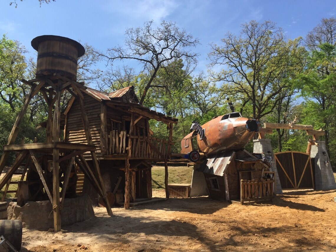 Exotic Playhouse for Older Kids