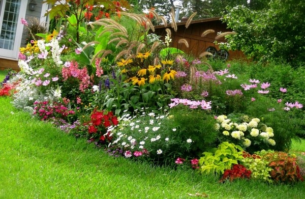 Fascinating Gardens Designs