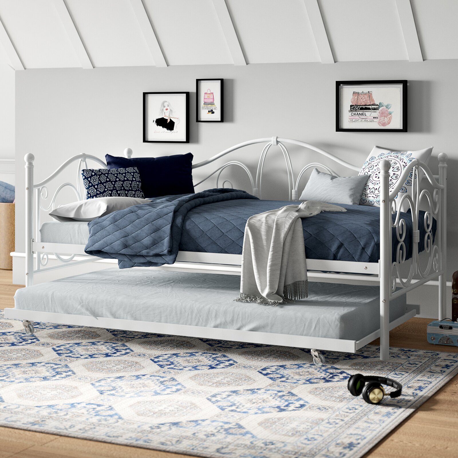 Fleur De Lis Inspired Metal Daybed With Trundle 