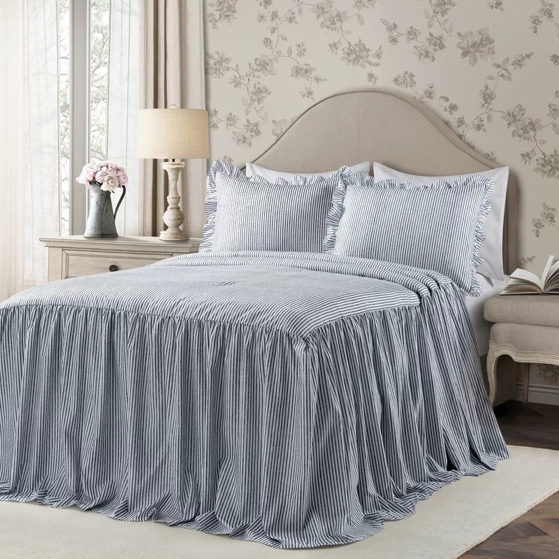 Feminine Bedding Sets