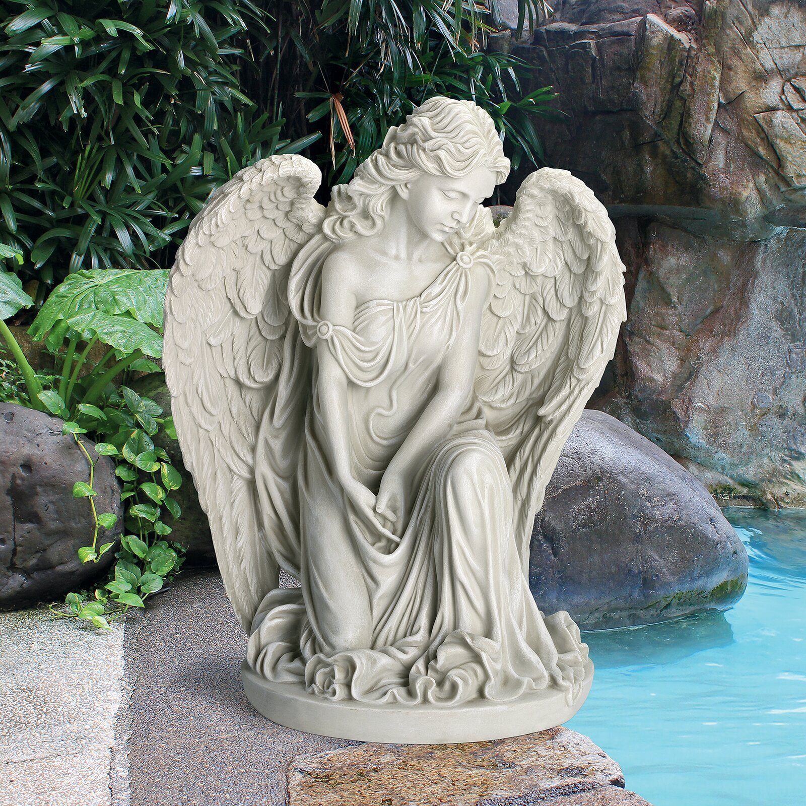 Kneeling Roman Angel Statue