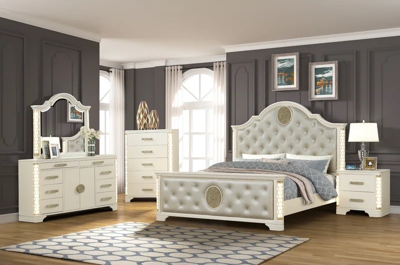 Light Beige Baroque Bedroom Set