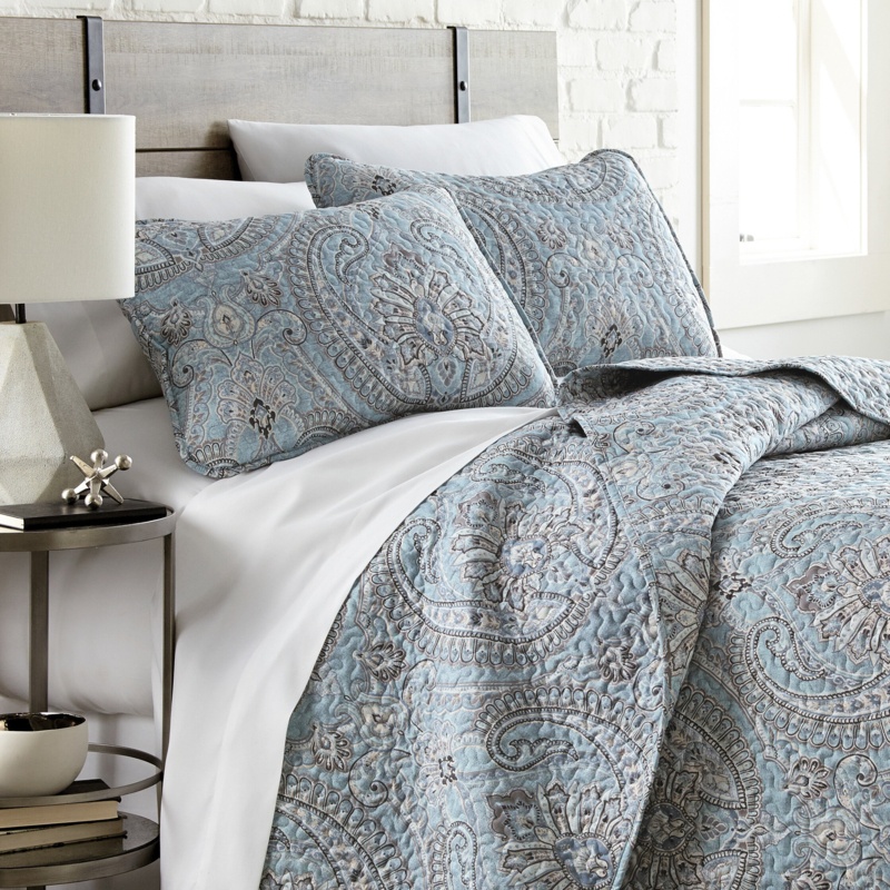 Ludvik Quilt Set
