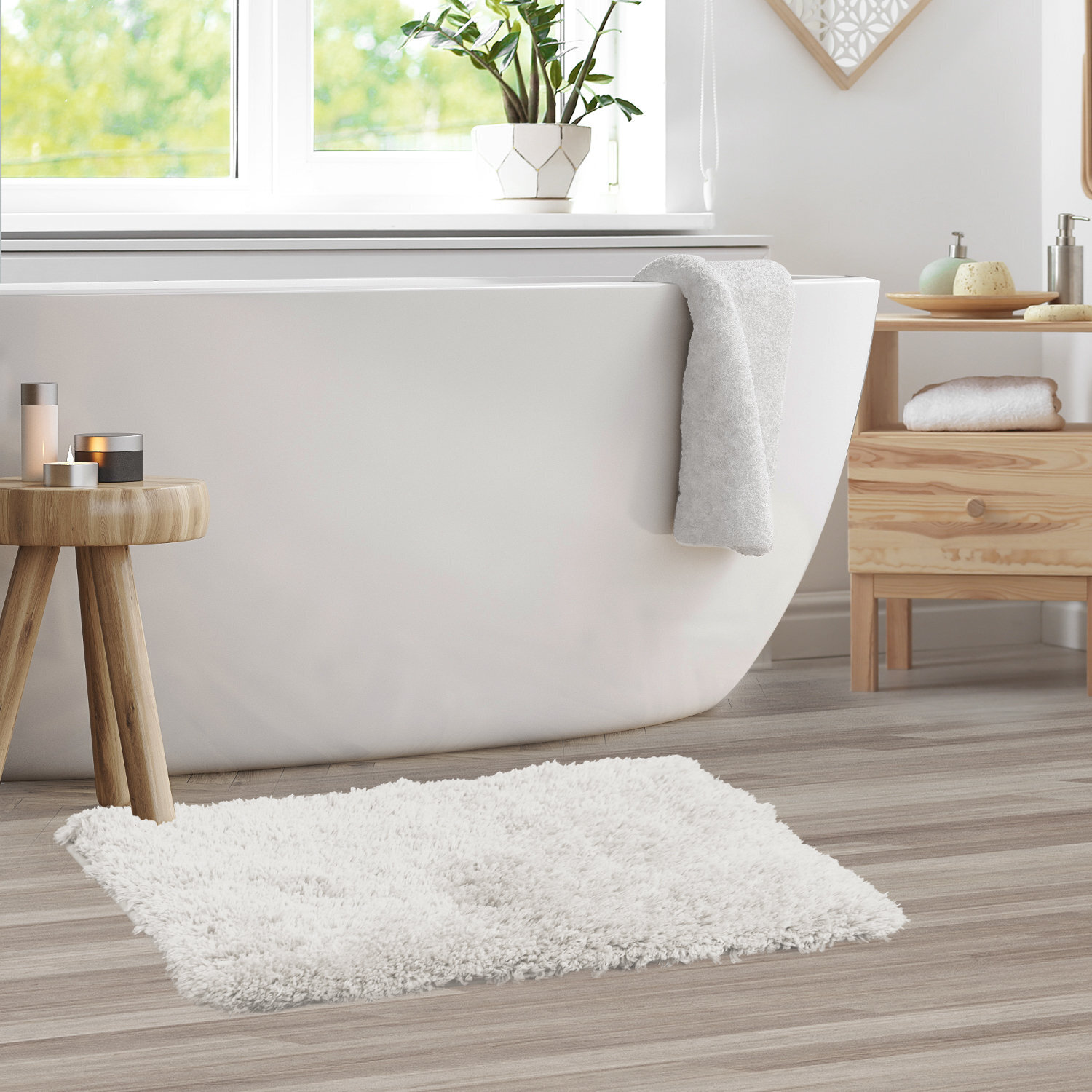 Luxurious Fluffy Bathroom Rugs 