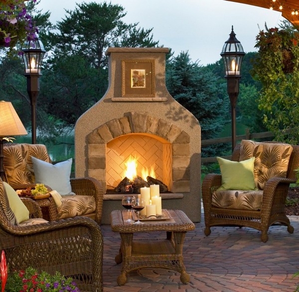 Outdoor Fireplace With Tv