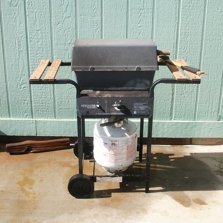 outdoor kitchen propane gas grill