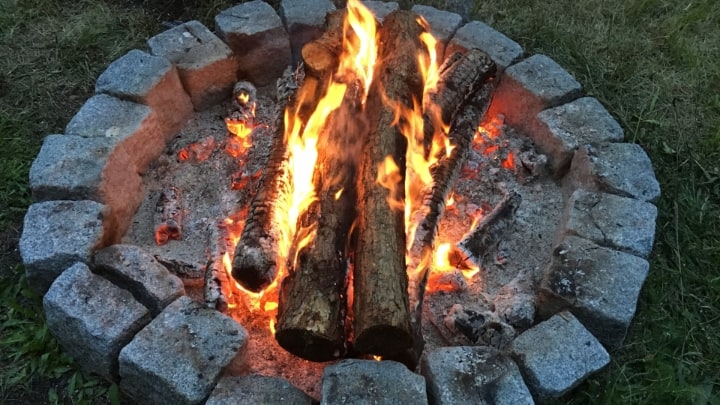 outdoor wood fire pit