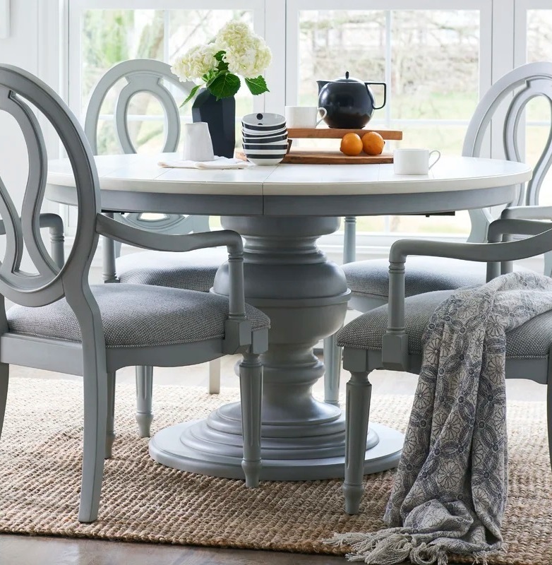 Round Dining Tables With Leaf Extension