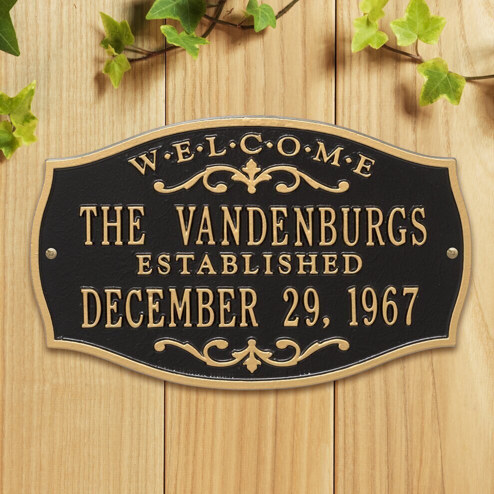 Personalized outdoor wall plaque