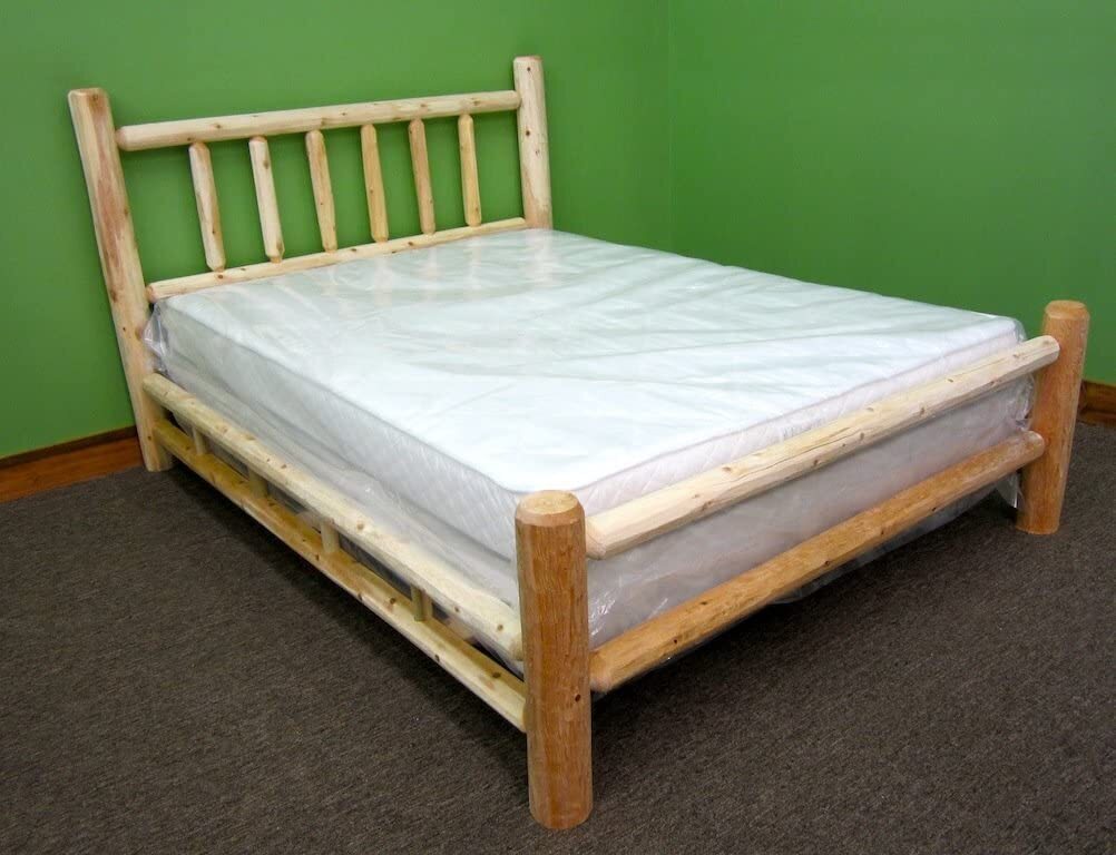 Queen Sized Vintage Cedar Bedroom Set