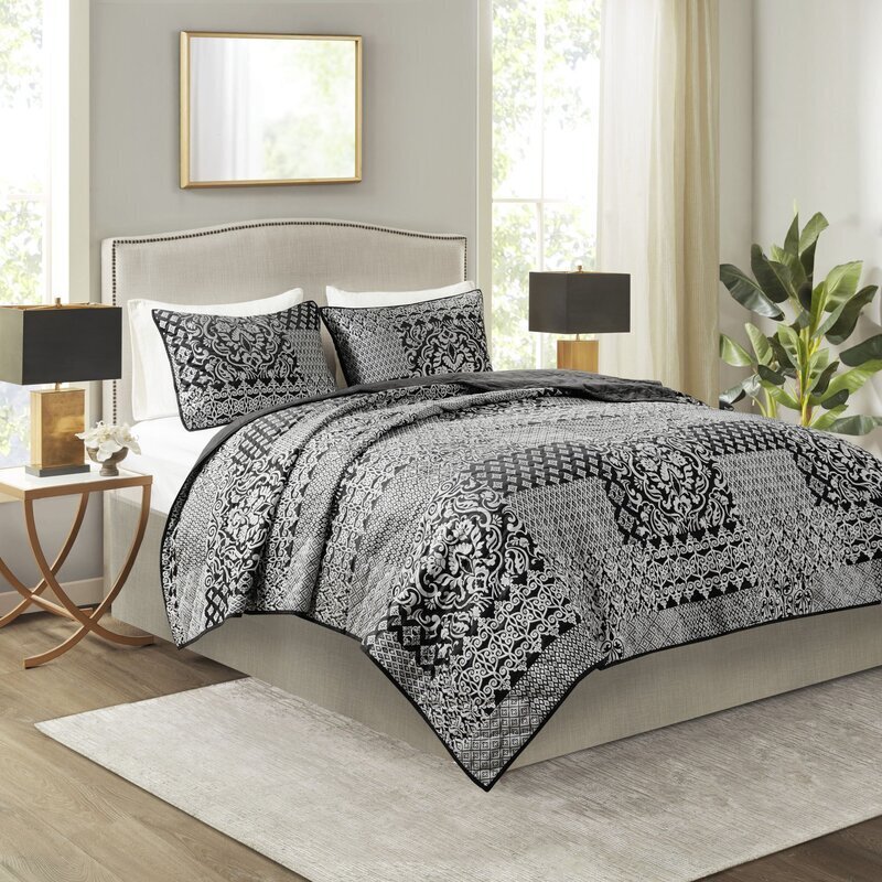 Reversible Black Damask Comforter