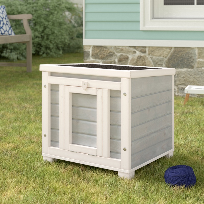 Outdoor Cat House with Fold-Down Ramp