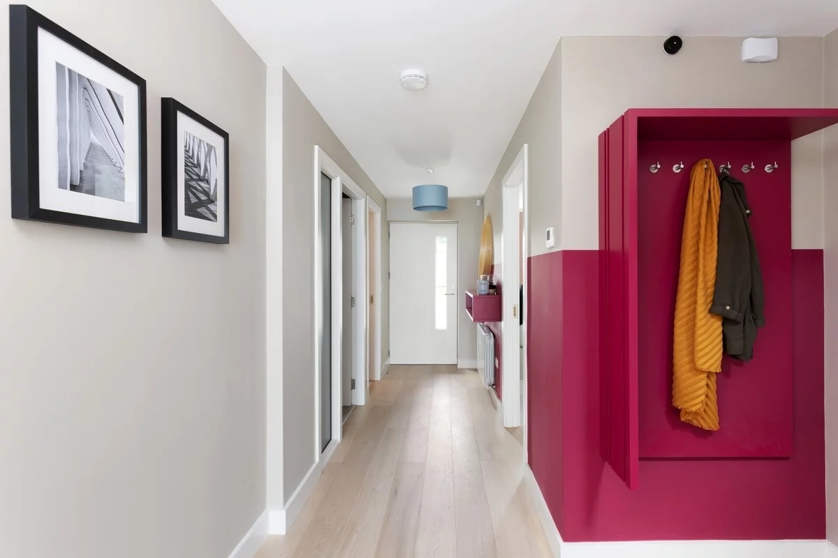 Scandinavian Entrance