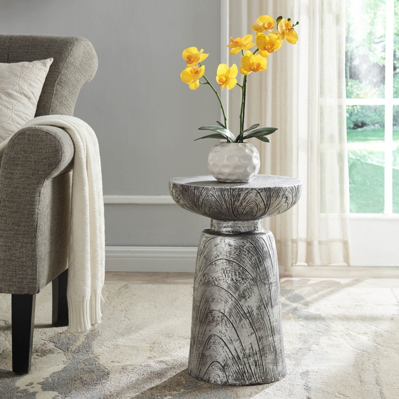 Seit 20'' Tall Plastic Garden Stool