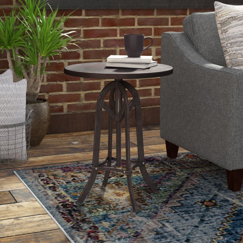 Side Table with Curved Legs