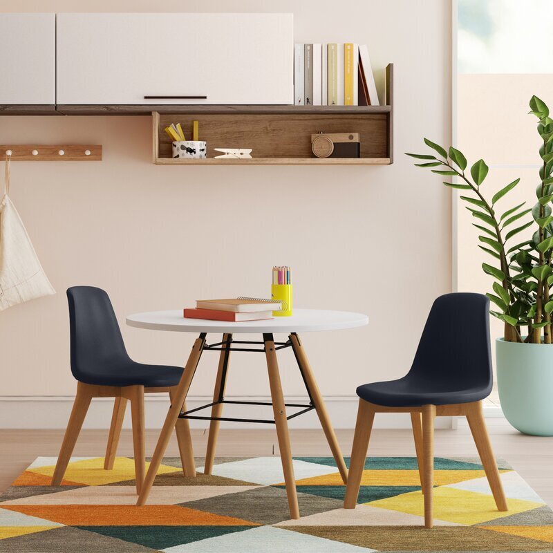 Simple Reading or Coloring Table for Kids