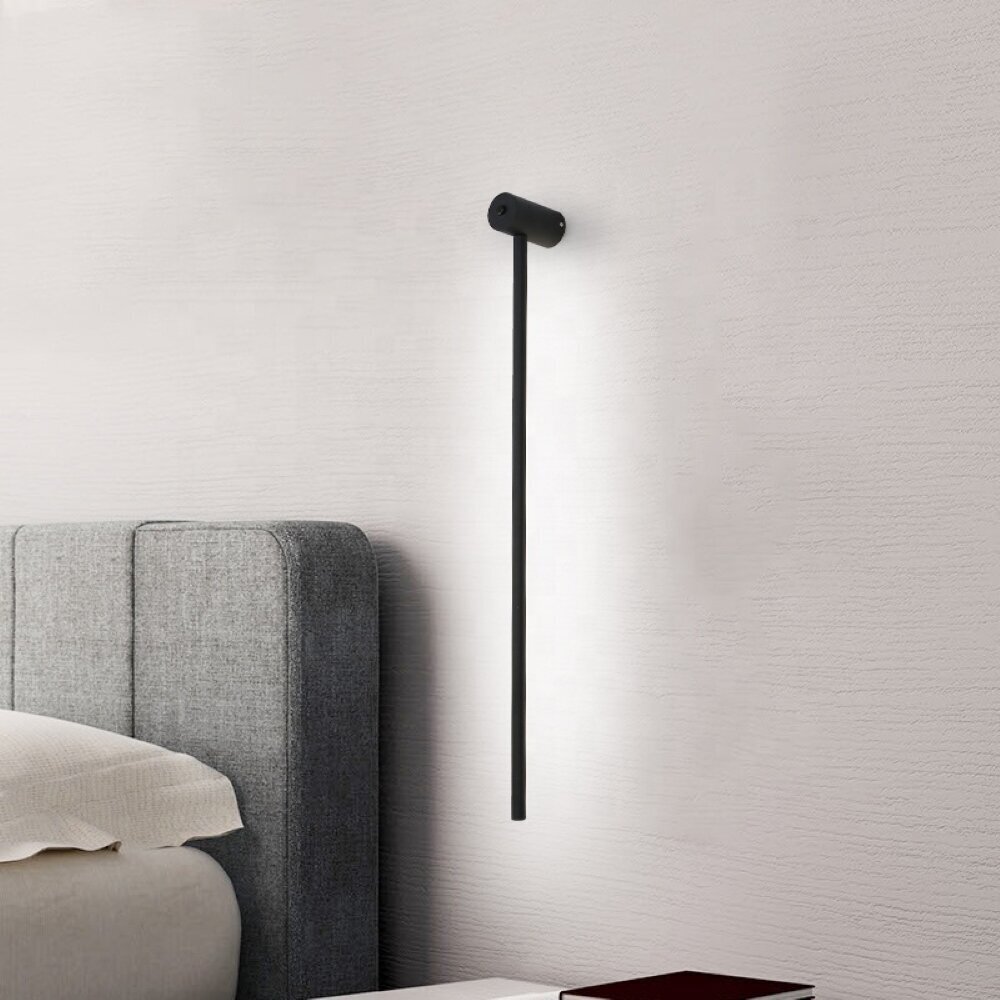 Slim Black Pole Lamp 