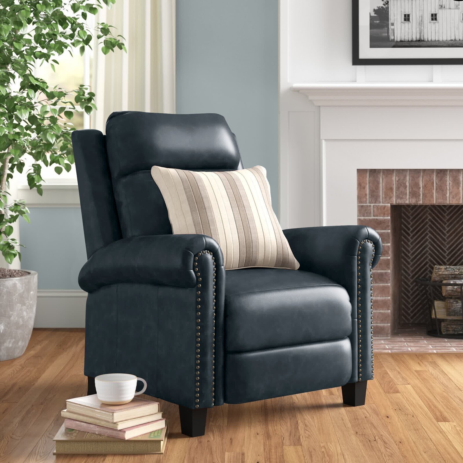 Sophisticated Ergonomic Recliner