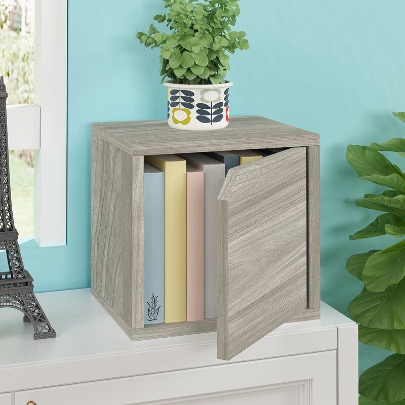 Stackable bookshelves