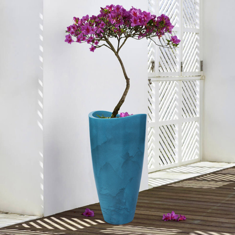 Tall pot for indoor plant