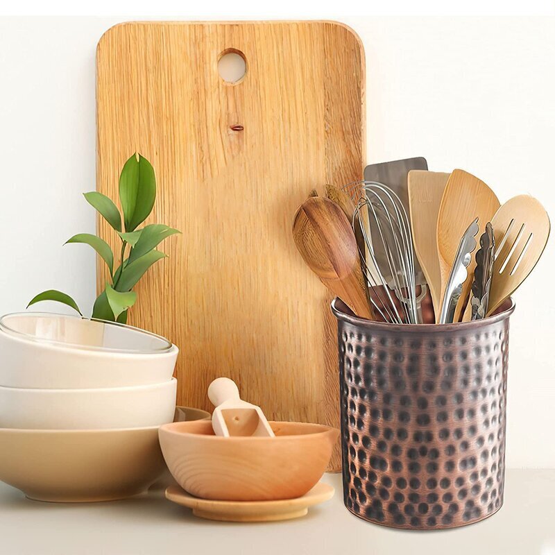 Textured utensil crock