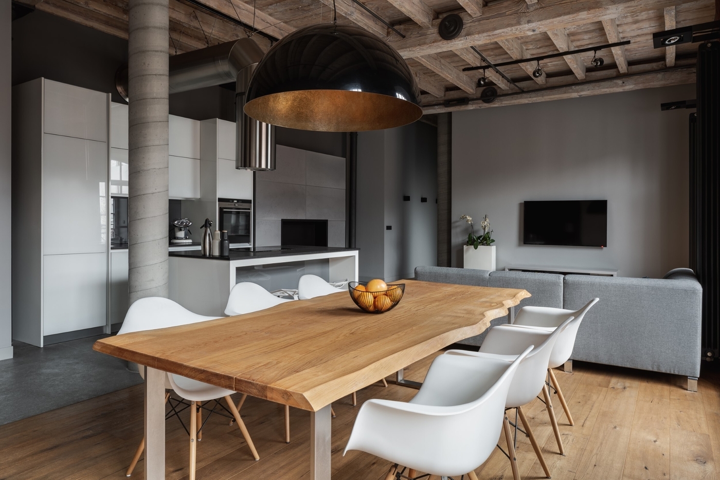 The Secret to a Lifelong Dining Table