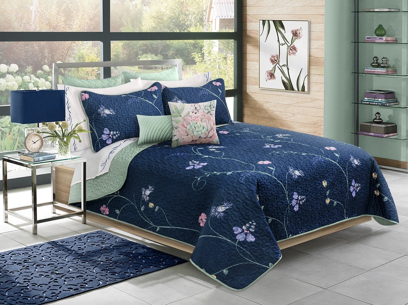 Traditional Feminine Duvet Cover