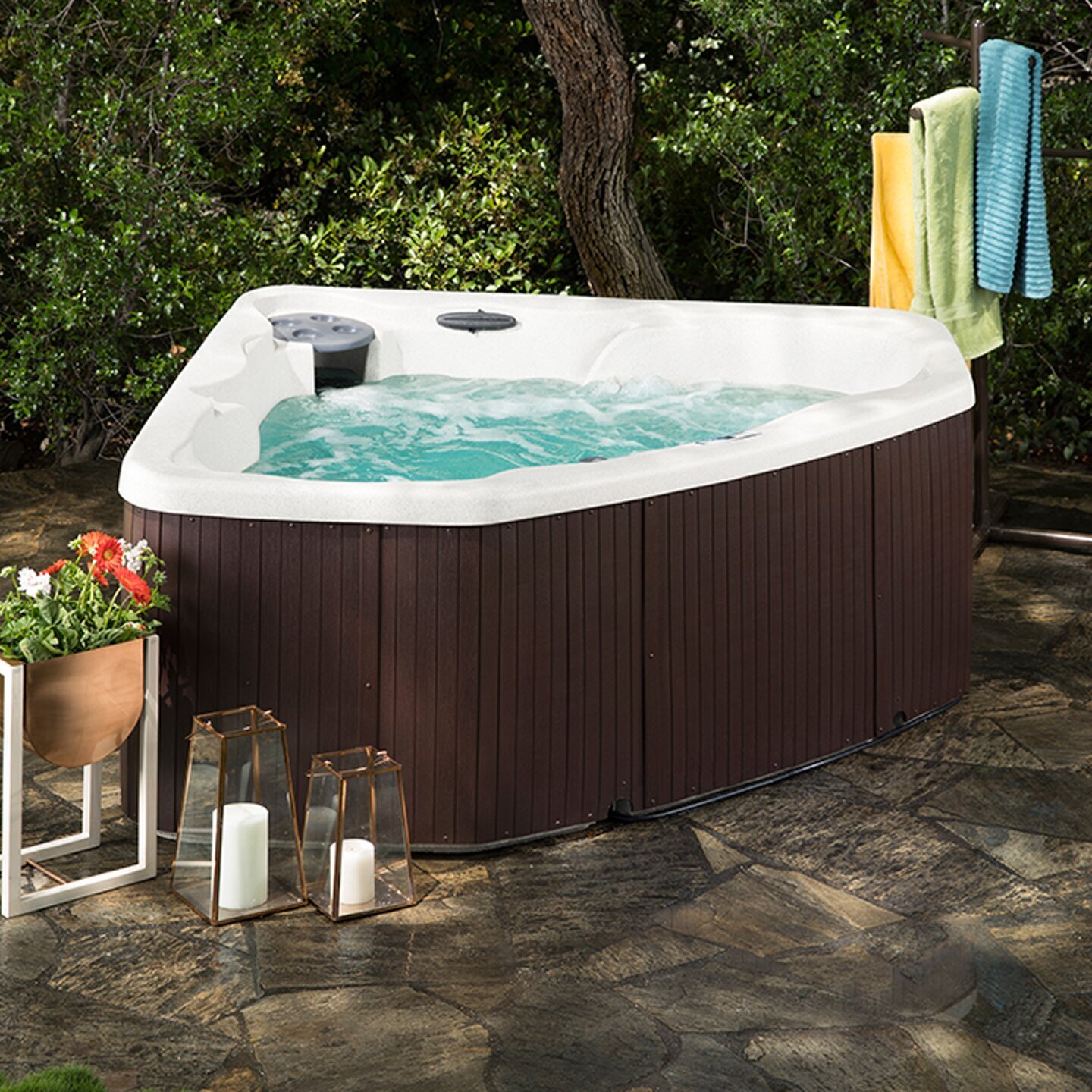 Triangular 17 Jet Plug and Play Hot Tub