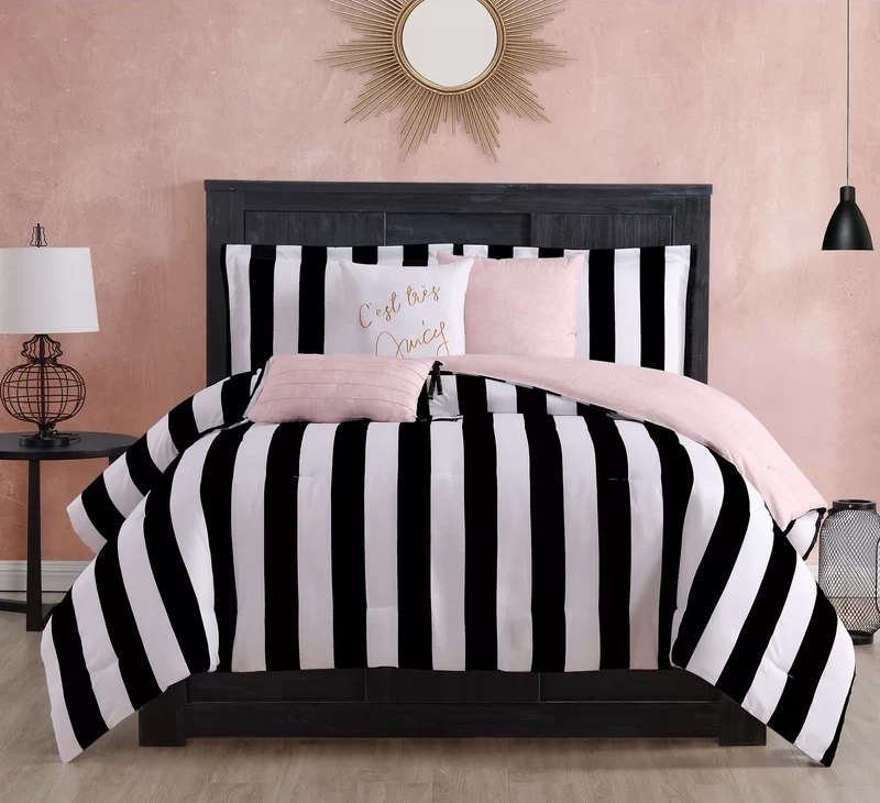 Vertical Stripe Bedding