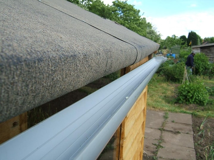 vinyl rain gutter
