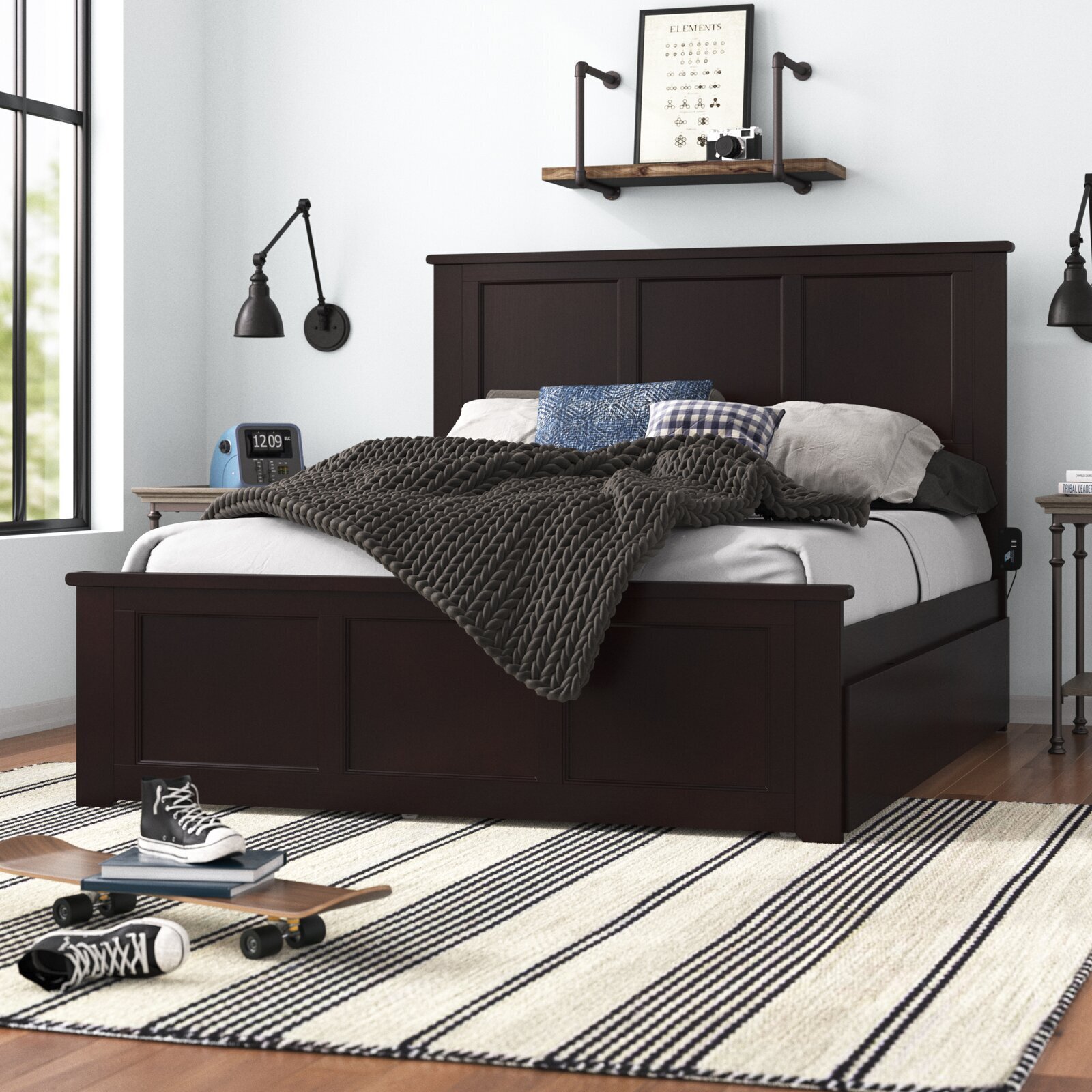 Wood Sleigh Bed With Pull Out Bed