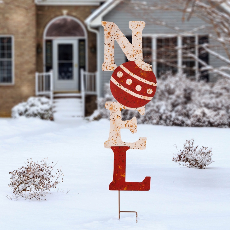 Rusty Metal Christmas Yard Stake