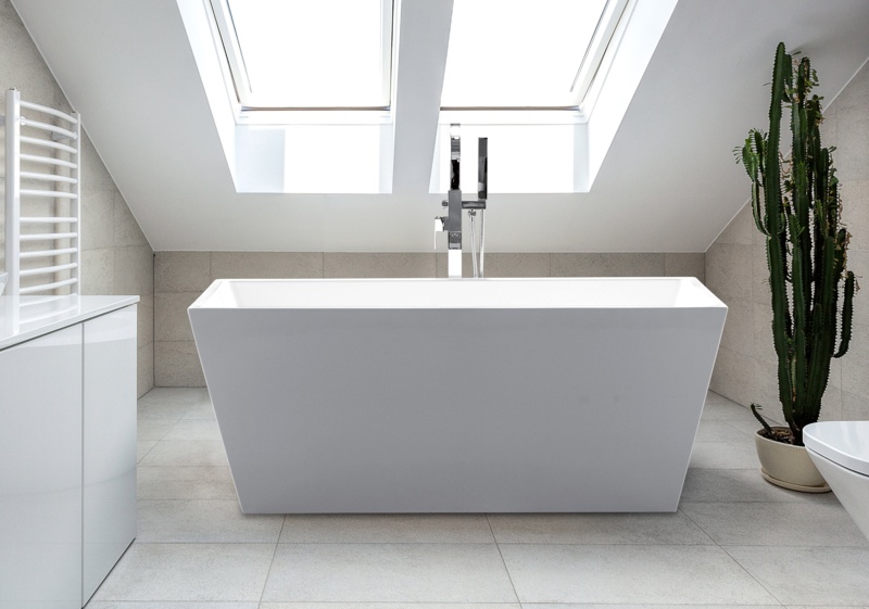 63'' x 29.5'' Freestanding Soaking Acrylic Bathtub