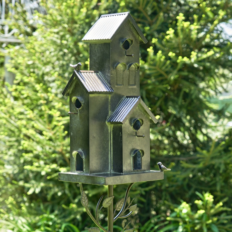 76 in x 14 in x 11 in Birdhouse