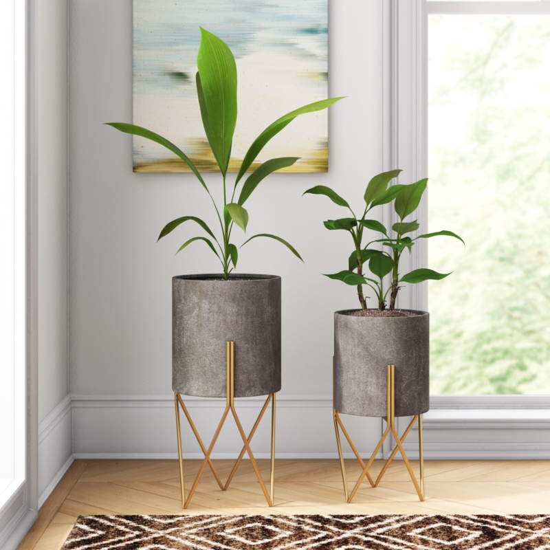 Adela 2-Piece Iron Pot Planter Set