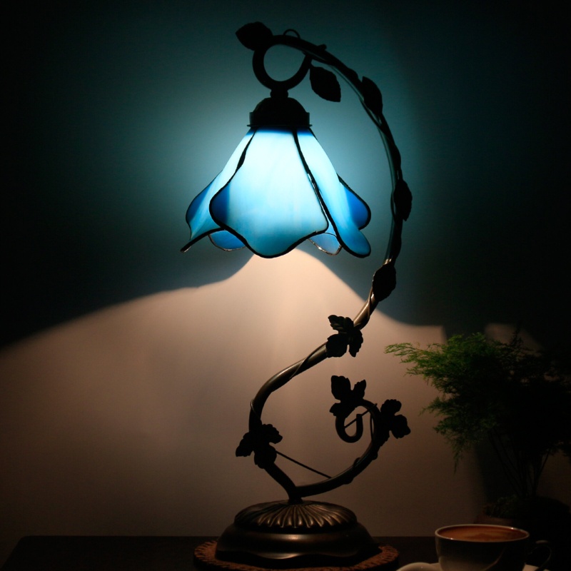 Alfonsa Lamp
