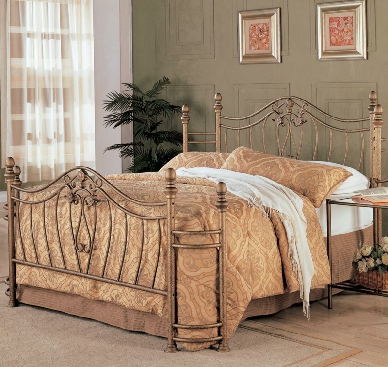 Amandari Metal Headboard