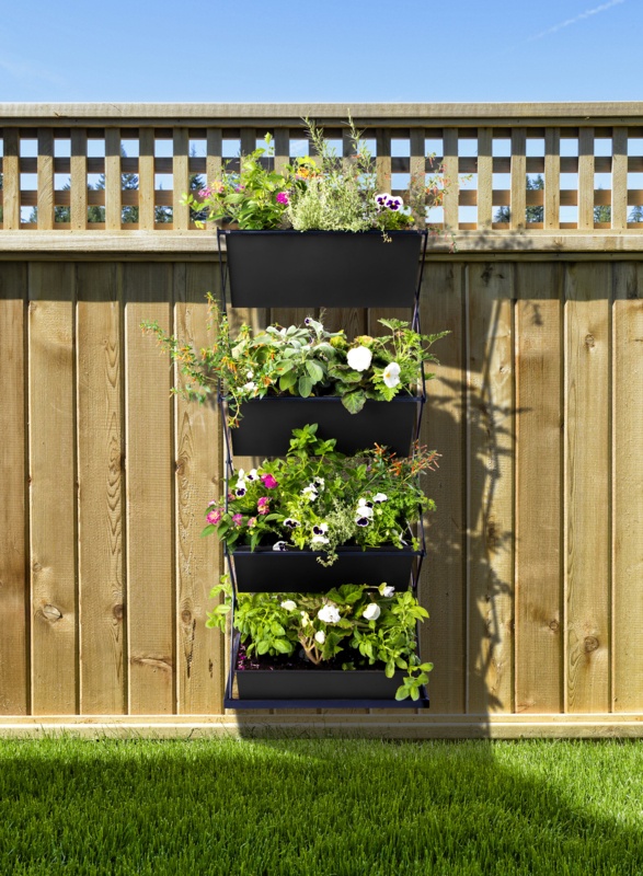 Andrei Metal Wall Planter