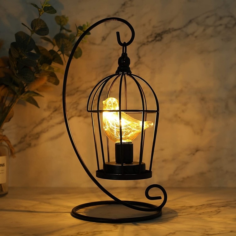 Aniki Metal Novelty Lamp