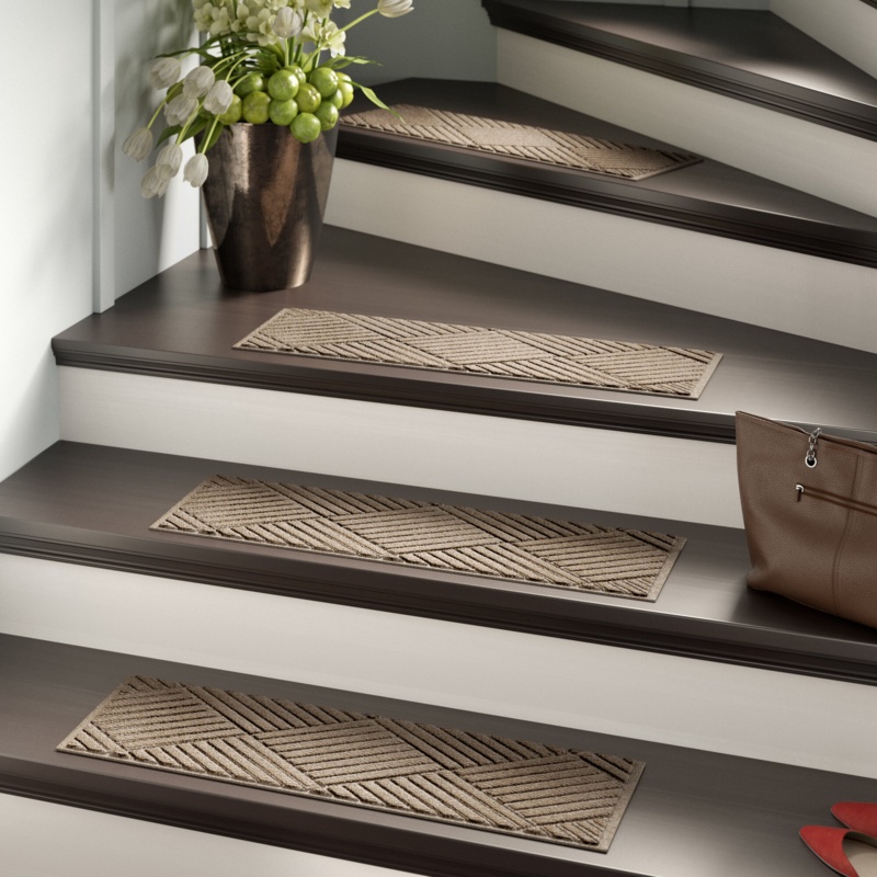 Aqua Shield Diamond Stair Tread
