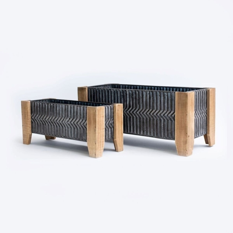 Elegant Planter with Liner