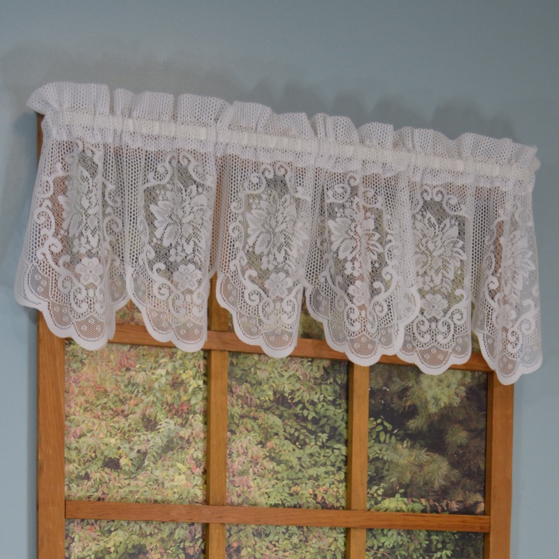 Becca Floral Scalloped 56'' Window Valance