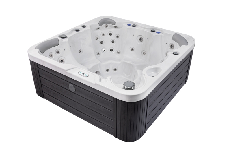 Ergonomic Hot Tub with Massage Jets