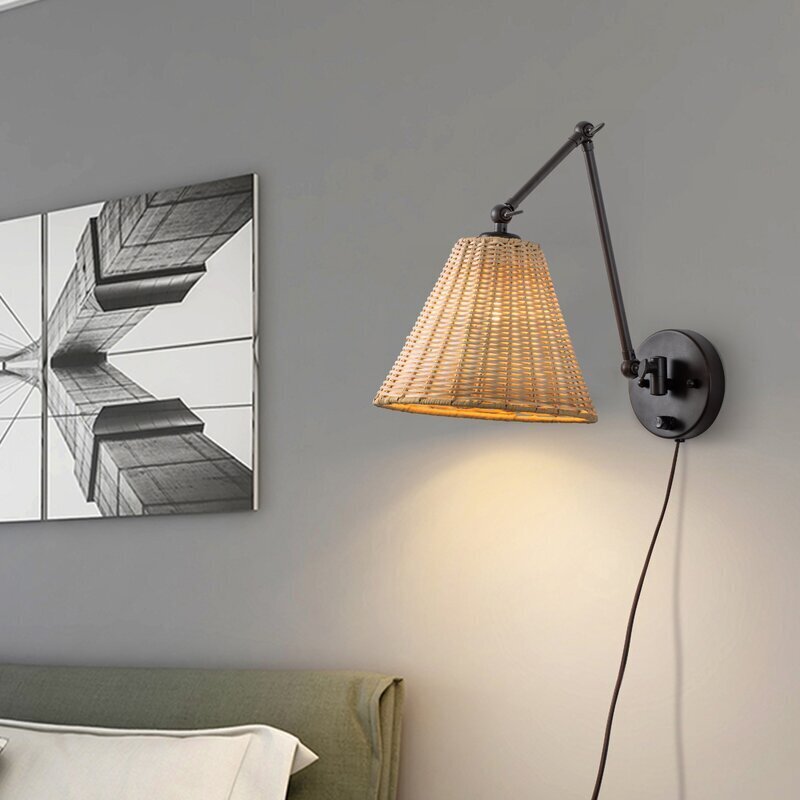 Casual Coastal Inspired Extendable Wall Fixture