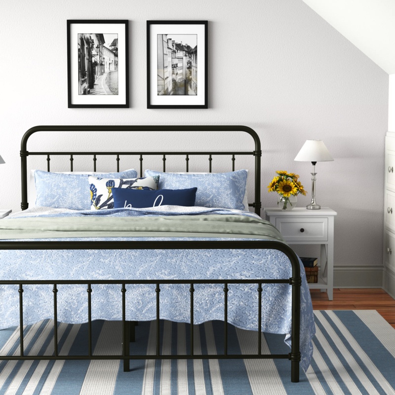 Chuckanut Bed