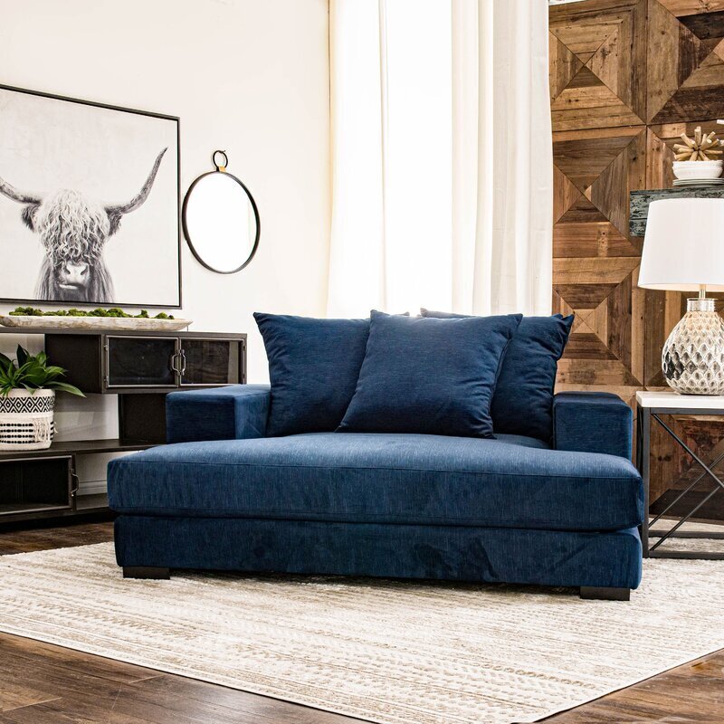 Oversized Comfy Chairs / Armchairs