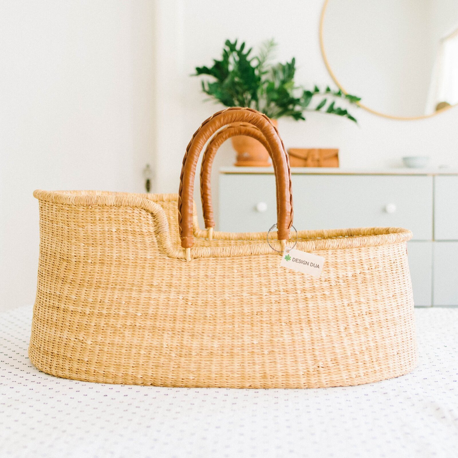 Compact Vintage Bassinet